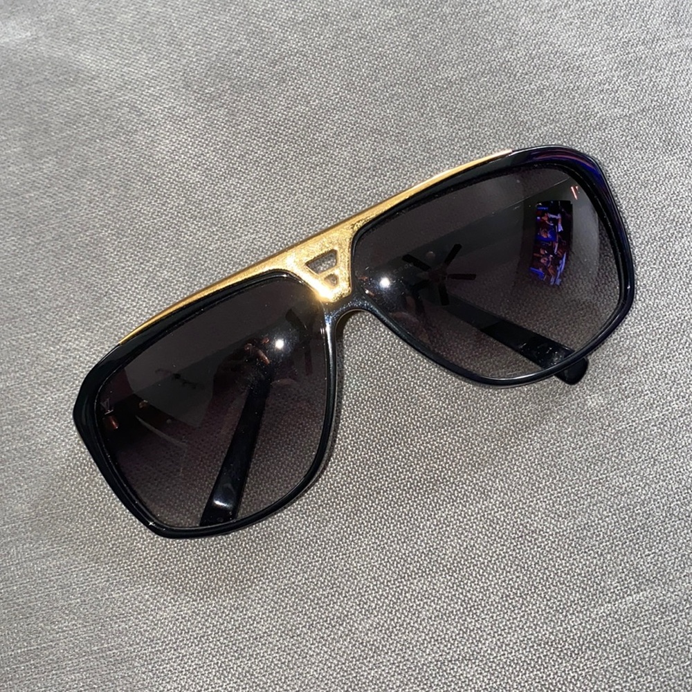 Louis Vuitton Evidence Sunglasses